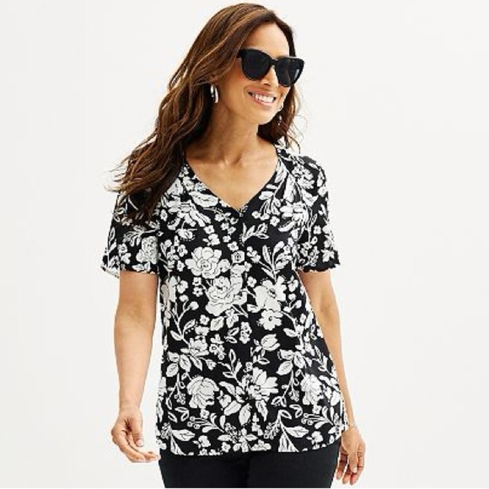 Croft & Barrow Black and White Floral Top